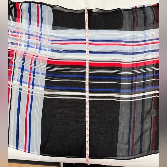 VINCE CAMUTO Multicolor Top in Size Small - Picture 7 of 11